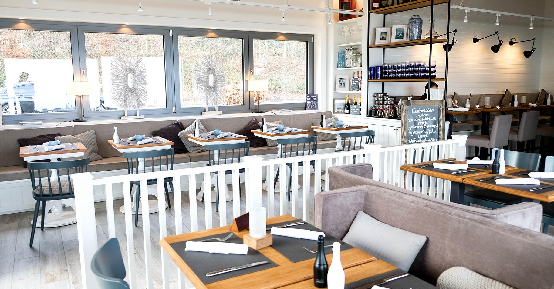 Hamptons Café / Restaurant / Strandbar - STILPUNKTE