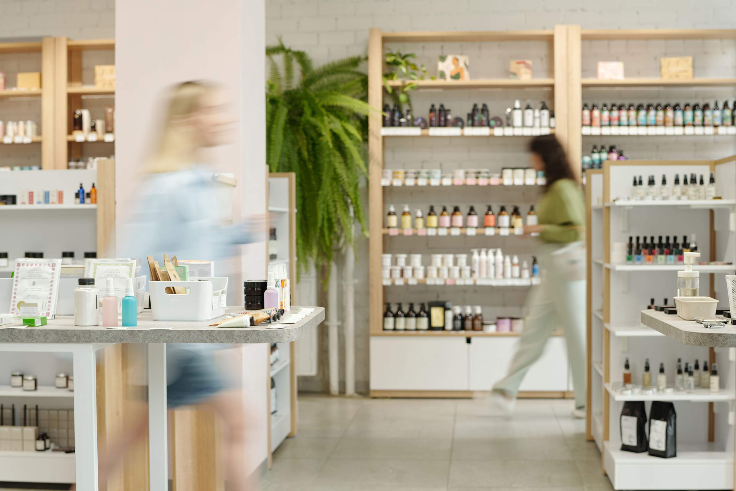 Die 8 besten Kosmetik-Fachhandlungen und Parfümerien in Zürich 2025: Schönheit und Qualität vereint