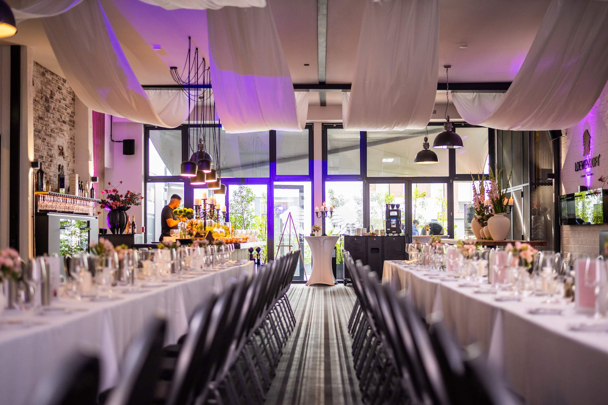 Die 7 besten Eventlocations in Köln 2025: Einzigartige Orte für unvergessliche Veranstaltungen